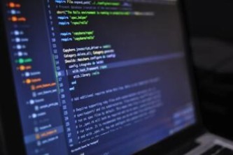 當(dāng)代碼遇見(jiàn)二次元 探索“軟件開(kāi)發(fā)證書(shū)+動(dòng)漫設(shè)計(jì)”的跨界融合之路